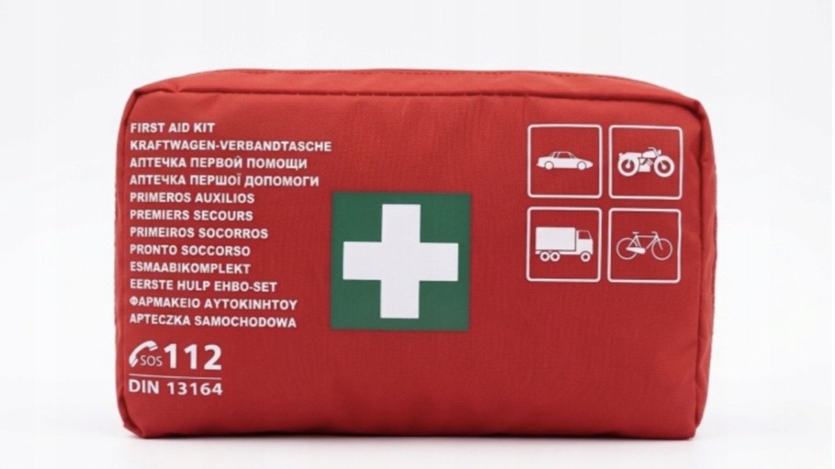 Car first-aid kit with full contents, DIN 13164